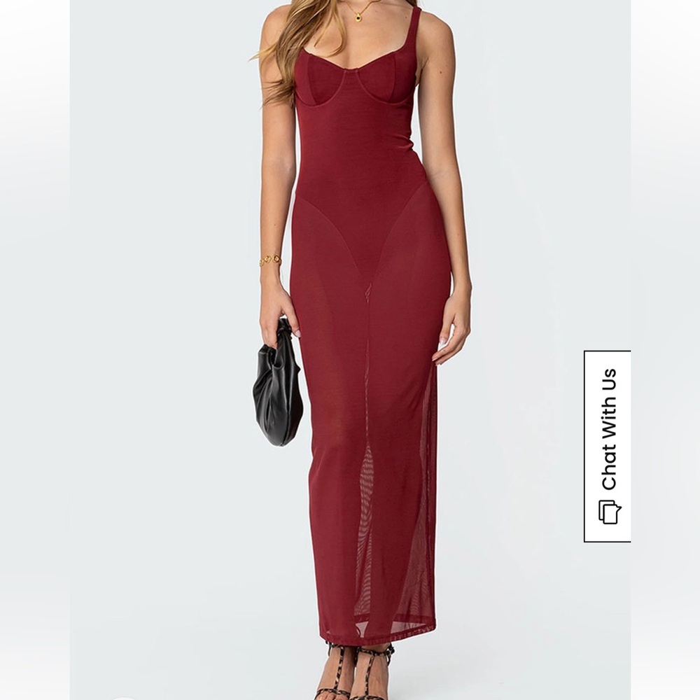Elegant Burgundy Maxi Dress